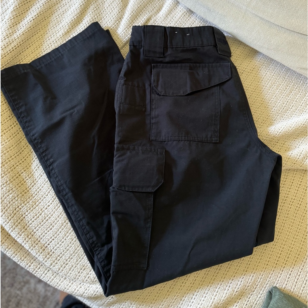 Navy women’s truspec pants